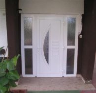 phoca_thumb_l_plastove vchodove dvere pag