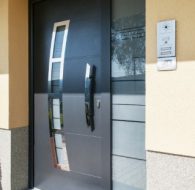 phoca_thumb_l_vstupne hlinikove dvere vaduz